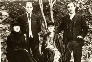 Atatürk Aile Resimleri