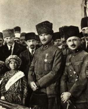 Ataturk and Children's Pictures