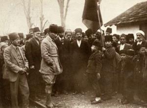 Ataturk and Children's Pictures